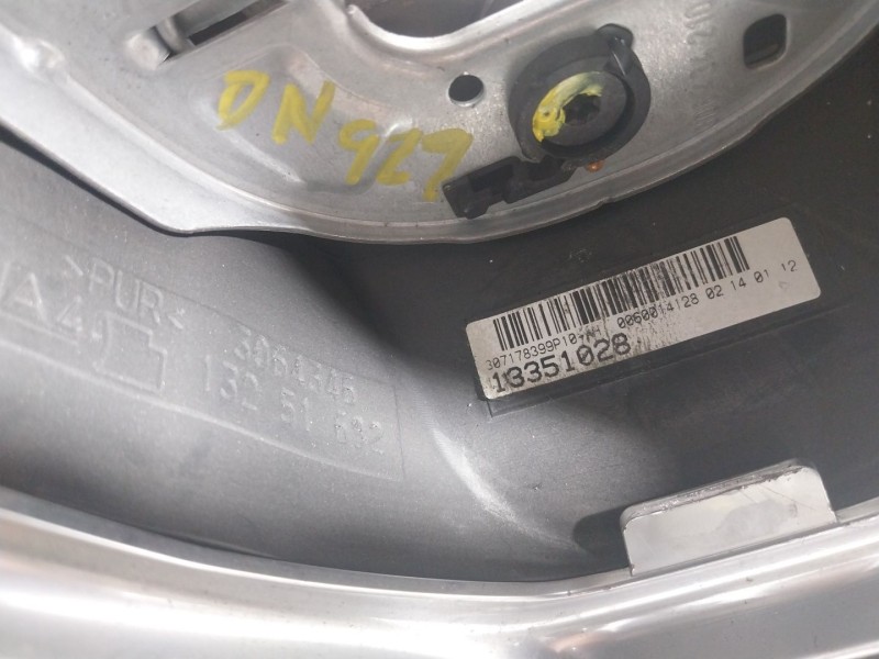 Recambio de volante para opel astra j gtc 2.0 cdti (08) referencia OEM IAM 13351028 103351028 