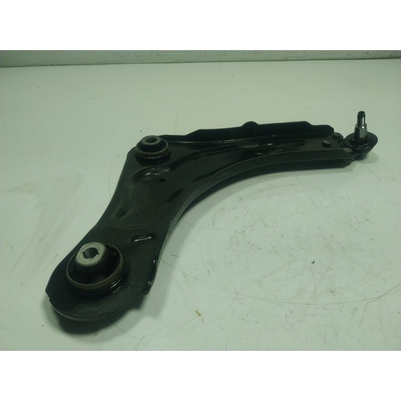 Recambio de brazo suspension inferior delantero derecho para renault grand scénic iii (jz0/1_) 1.5 dci referencia OEM IAM 545006