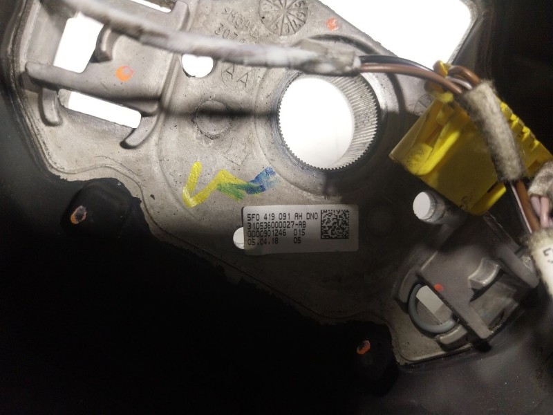 Recambio de volante para seat leon (5f1) 1.2 tsi referencia OEM IAM 5F0419091AHDNO 5F0419091AH 