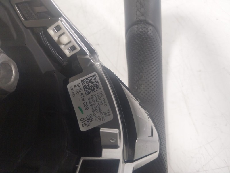 Recambio de volante para volkswagen golf viii (cd1, da1) 1.5 tsi referencia OEM IAM 5H0419089GBYPG 5H0419089 