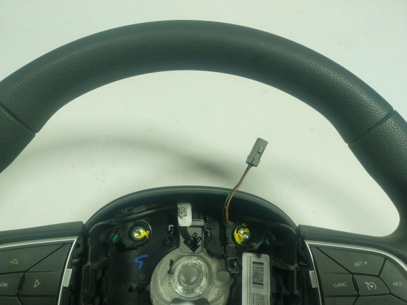 Recambio de volante para jeep renegade suv (bu, b1, bv) 1.0 t-gdi referencia OEM IAM  07357078080 