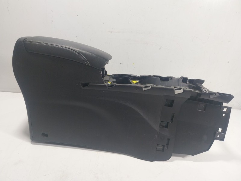 Recambio de apoyabrazos central para renault kadjar (ha_, hl_) 1.3 tce 140 referencia OEM IAM  969108008R 