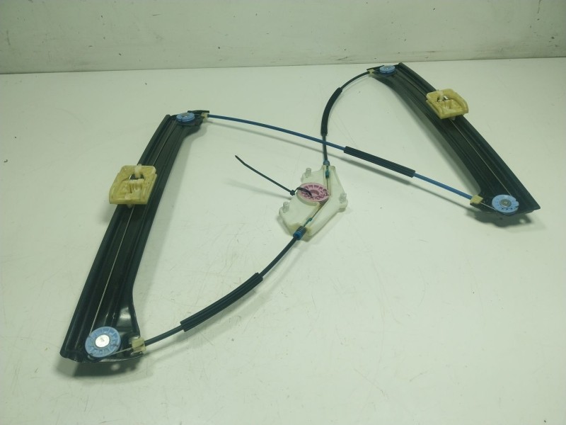 Recambio de elevalunas delantero izquierdo para volkswagen touran (5t1) 2.0 tdi referencia OEM IAM  5TA837461A 