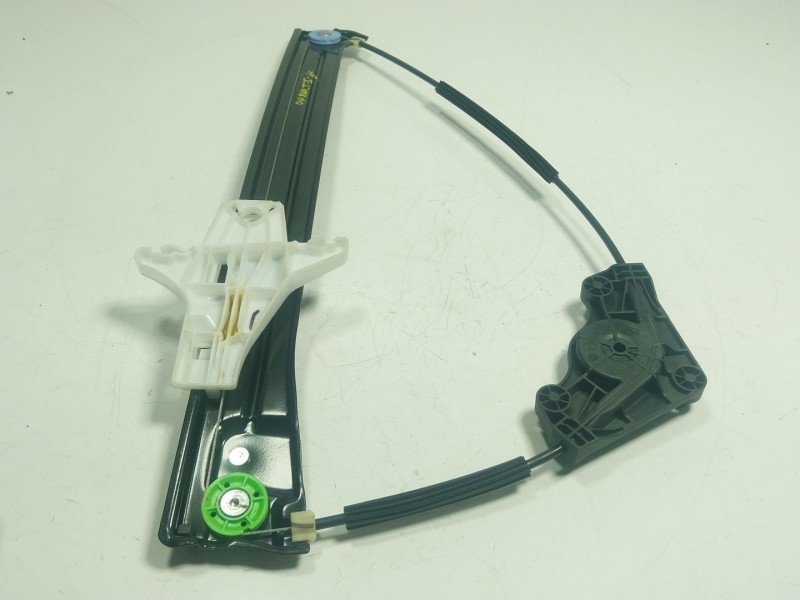 Recambio de elevalunas trasero izquierdo para volkswagen touran (5t1) 2.0 tdi referencia OEM IAM  5TA839461B 