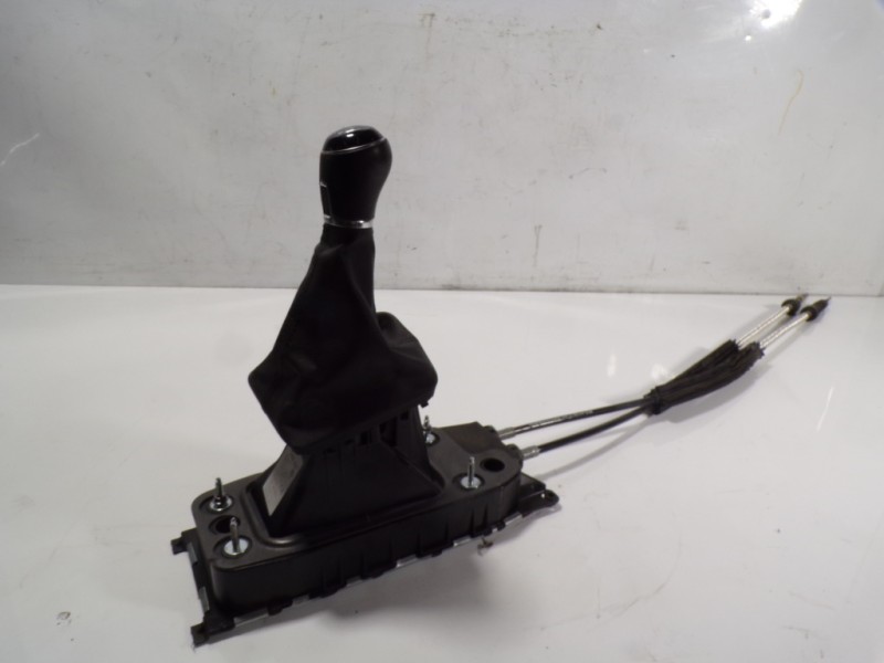 Recambio de palanca cambio para volkswagen golf vii lim. 1.6 tdi dpf referencia OEM IAM 5Q0711049AP 5Q0711049AP 