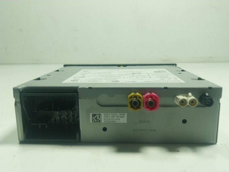 Recambio de sistema audio / radio cd para volkswagen touran (5t1) 2.0 tdi referencia OEM IAM   