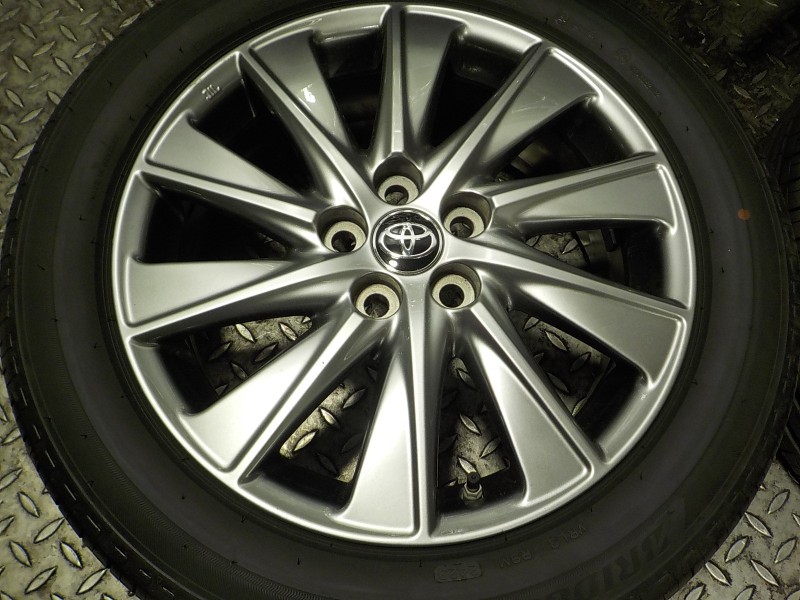 Recambio de juego llantas para toyota yaris 1.5 vvti hev referencia OEM IAM   