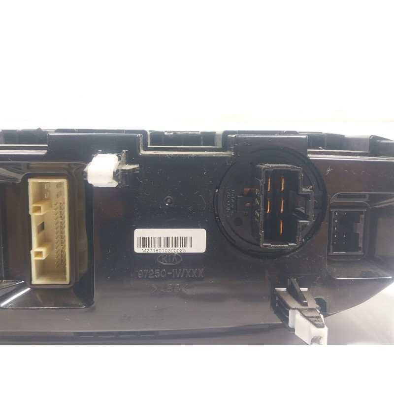 Recambio de mando calefaccion / aire acondicionado para kia rio iii (ub) 1.2 cvvt referencia OEM IAM  972501W270 