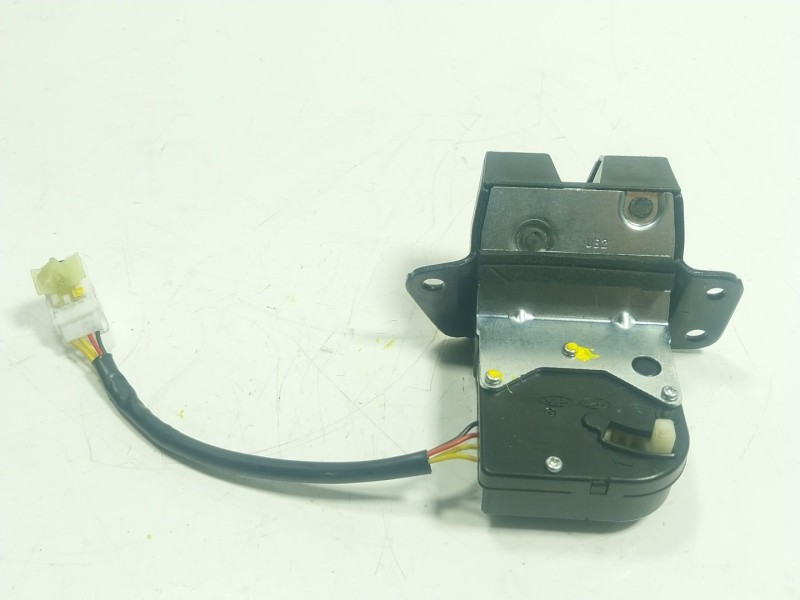 Recambio de cerradura maletero / porton para kia rio iii (ub) 1.2 cvvt referencia OEM IAM   