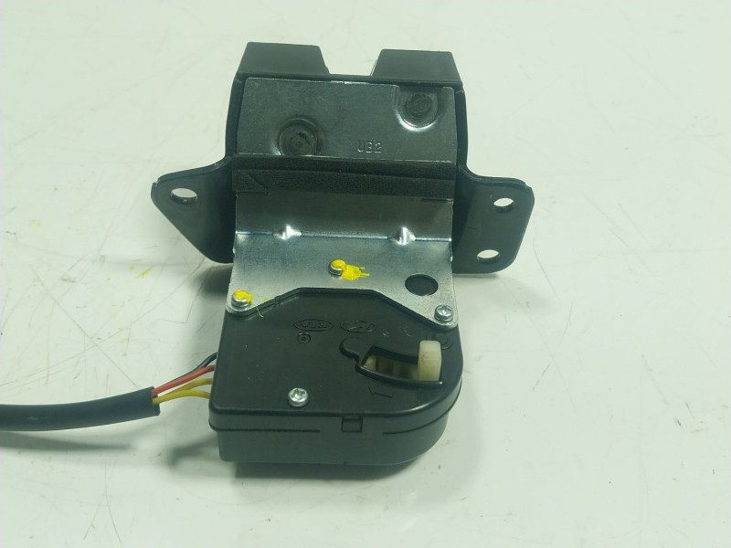 Recambio de cerradura maletero / porton para kia rio iii (ub) 1.2 cvvt referencia OEM IAM   