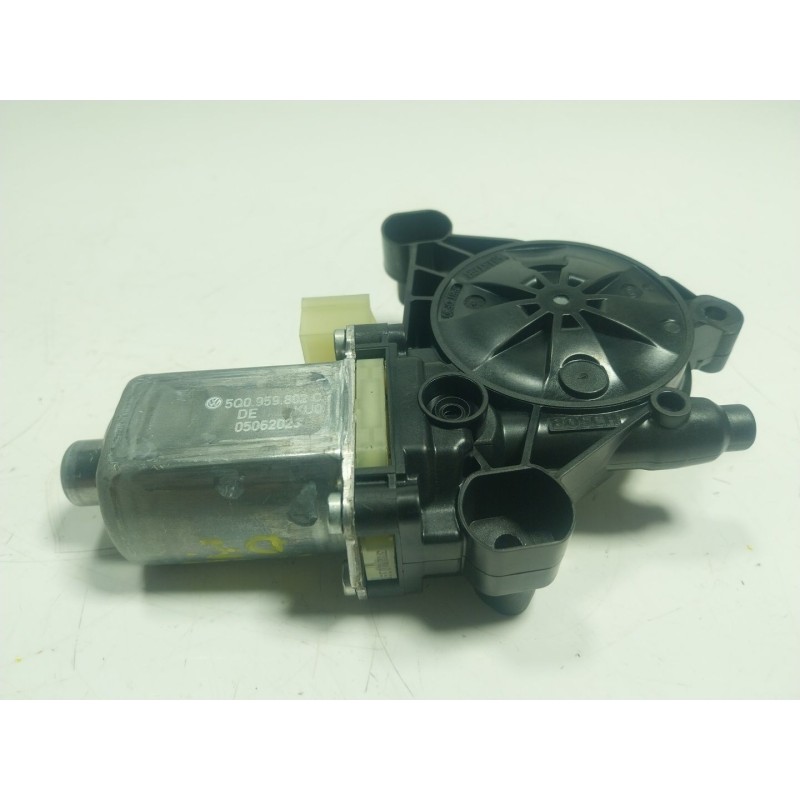 Recambio de motor elevalunas delantero izquierdo para volkswagen touran (5t1) 2.0 tdi referencia OEM IAM  5Q0959802C 