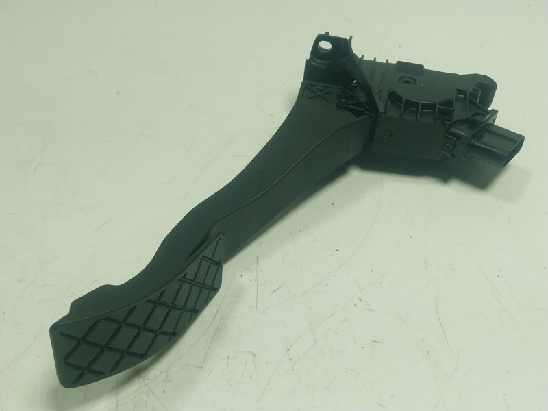 Recambio de potenciometro pedal para volkswagen touran (5t1) 2.0 tdi referencia OEM IAM  5Q1723503L 