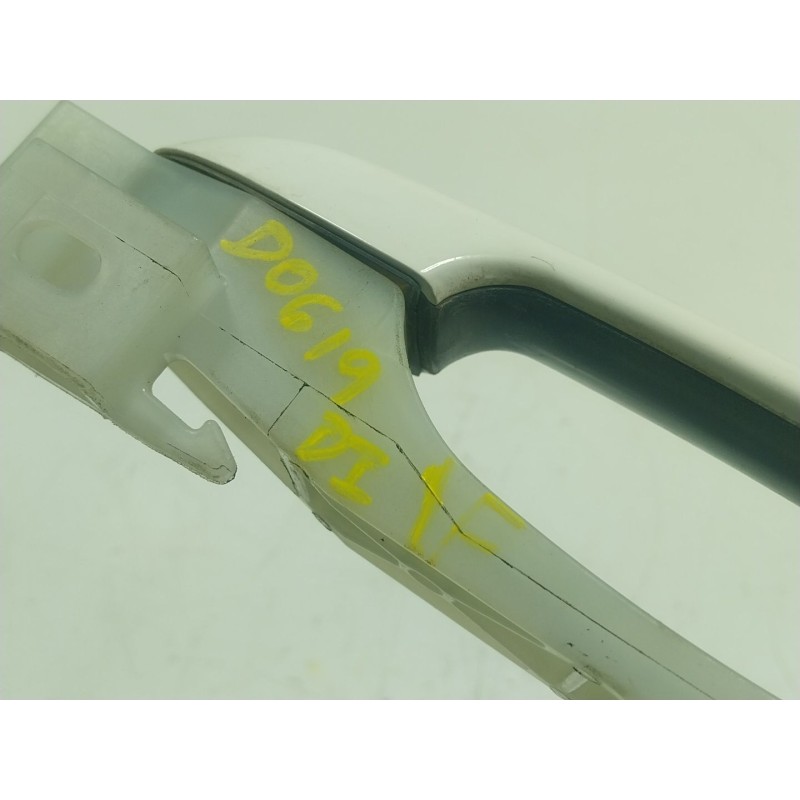 Recambio de maneta exterior delantera izquierda para kia rio iii (ub) 1.2 cvvt referencia OEM IAM   