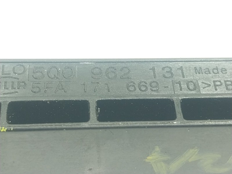 Recambio de modulo electronico para volkswagen touran (5t1) 2.0 tdi referencia OEM IAM  5Q0962131 