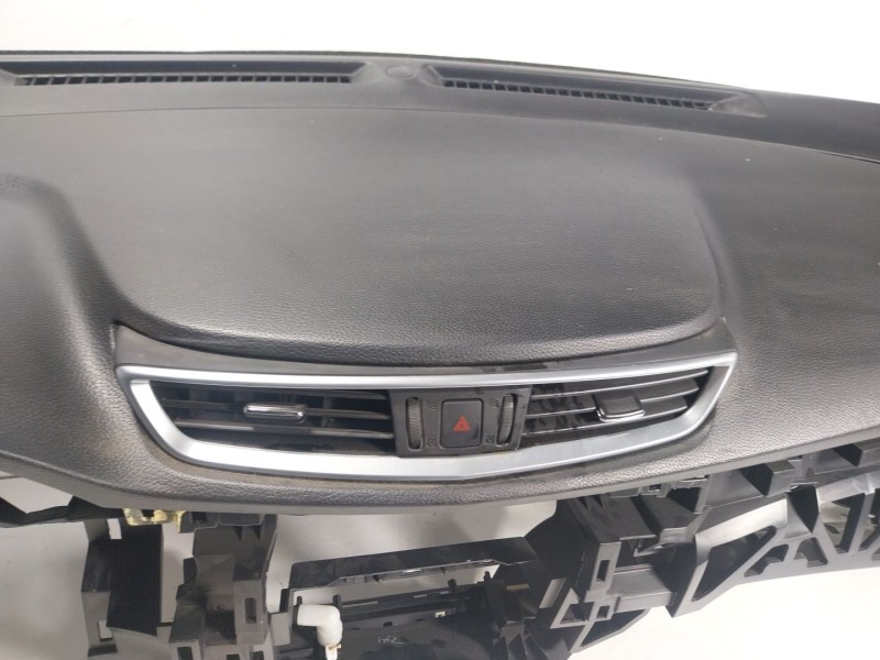 Recambio de salpicadero para nissan qashqai ii suv (j11, j11_) 1.5 dci referencia OEM IAM 682004EH1D  