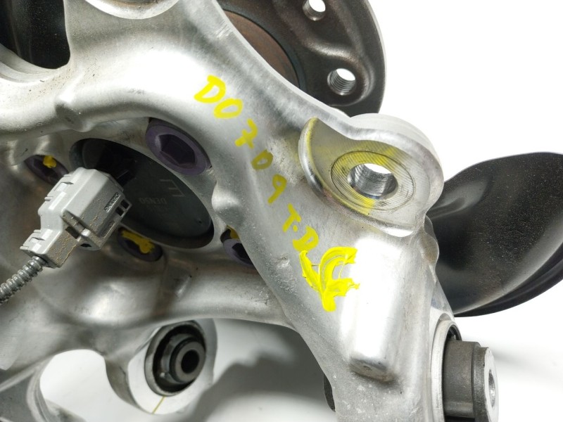 Recambio de mangueta trasera derecha para lexus nx ii (_a2_, _h2_) 350h (aazh20) referencia OEM IAM   