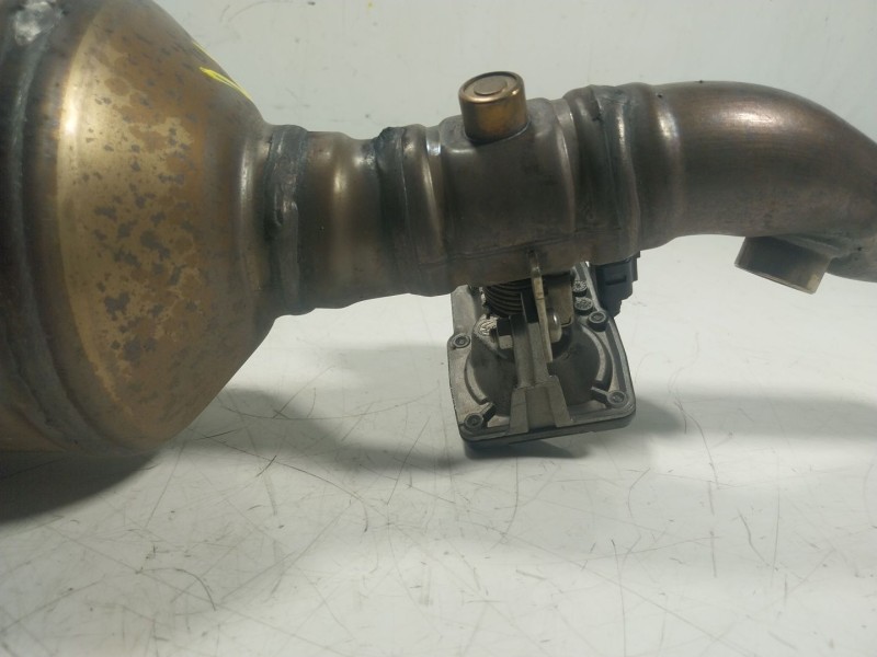 Recambio de catalizador para volkswagen polo vi (aw1, bz1, ae1) 1.6 tdi referencia OEM IAM  5Q0131701BS 