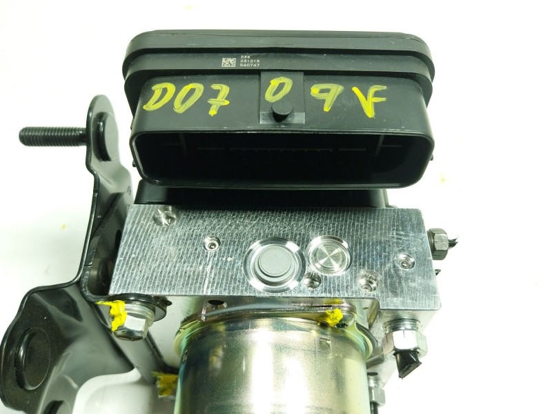 Recambio de abs para lexus nx ii (_a2_, _h2_) 350h (aazh20) referencia OEM IAM  11604076290 