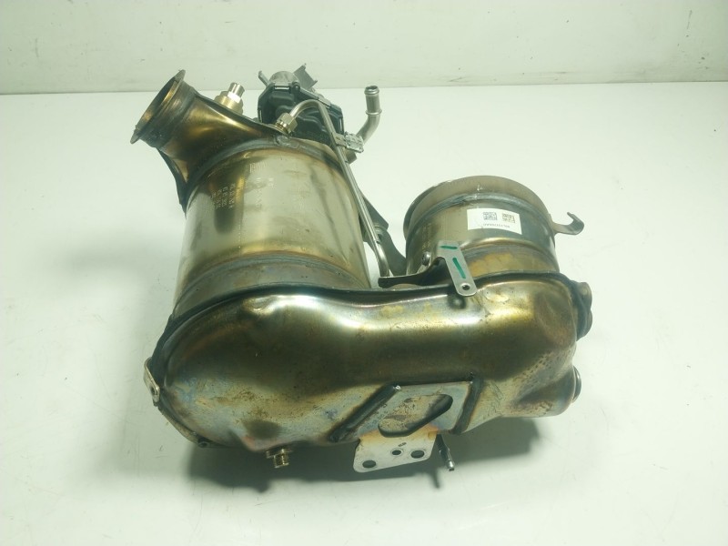 Recambio de filtro de particulas para volkswagen touran (5t1) 2.0 tdi referencia OEM IAM  05L131765N 