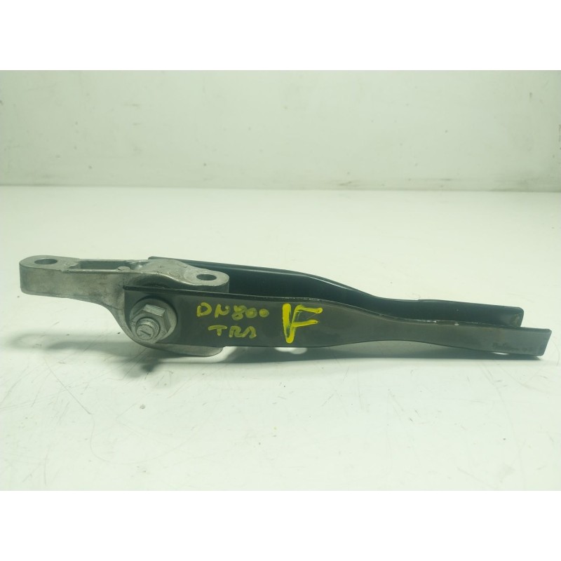 Recambio de soporte motor trasero para volkswagen touran (5t1) 2.0 tdi referencia OEM IAM  5Q0199855P 