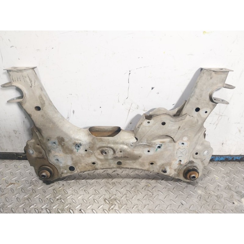 Recambio de puente delantero para renault kangoo / grand kangoo ii (kw0/1_) 1.5 dci 75 (kw07, kw10, kw04) referencia OEM IAM   