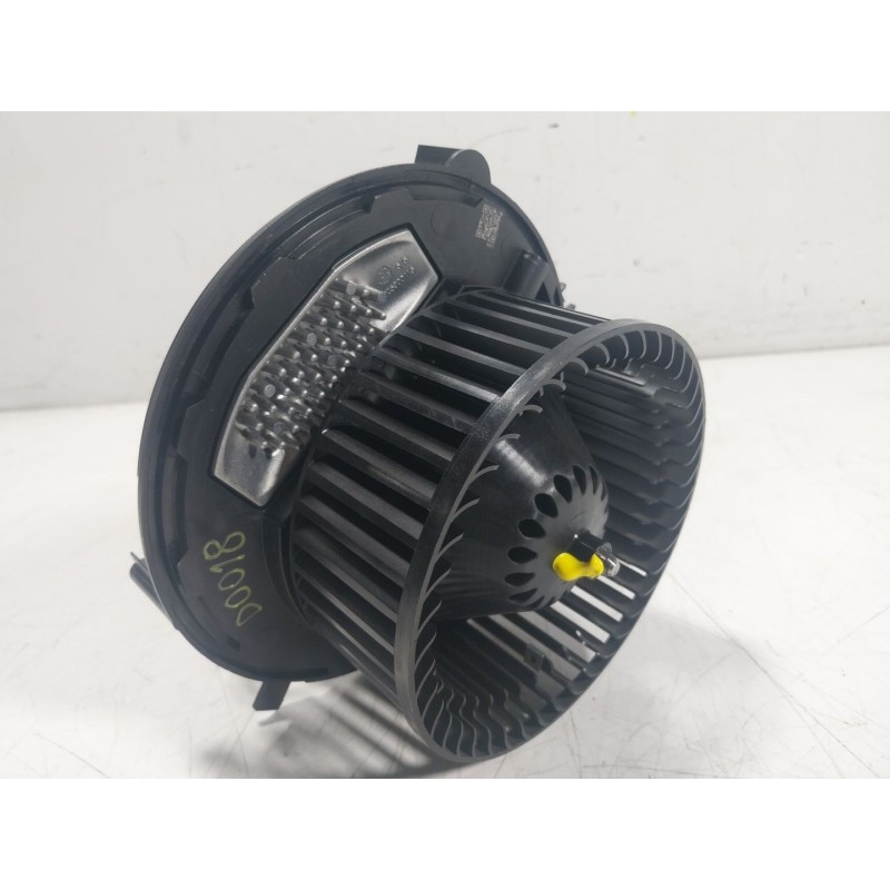 Recambio de motor calefaccion para skoda octavia iv combi (nx5, pv5) 2.0 tdi referencia OEM IAM  5WB819015 