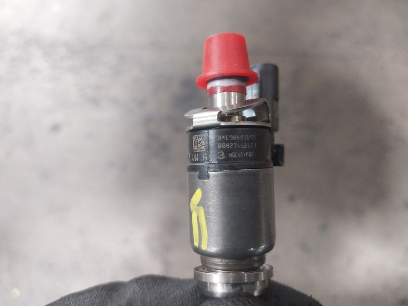 Recambio de inyector para cupra leon (kl1, ku1) 1.5 etsi referencia OEM IAM  04E90603640 