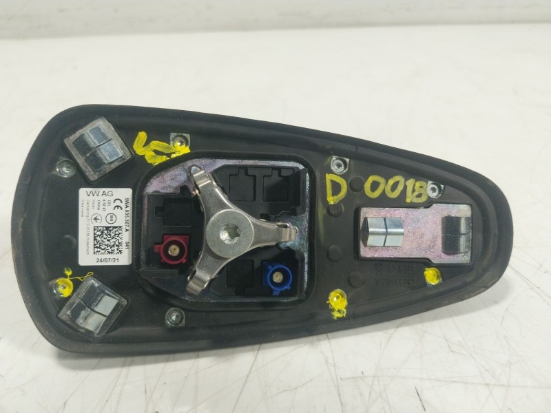 Recambio de antena para skoda octavia iv combi (nx5, pv5) 2.0 tdi referencia OEM IAM  5WA035507A 