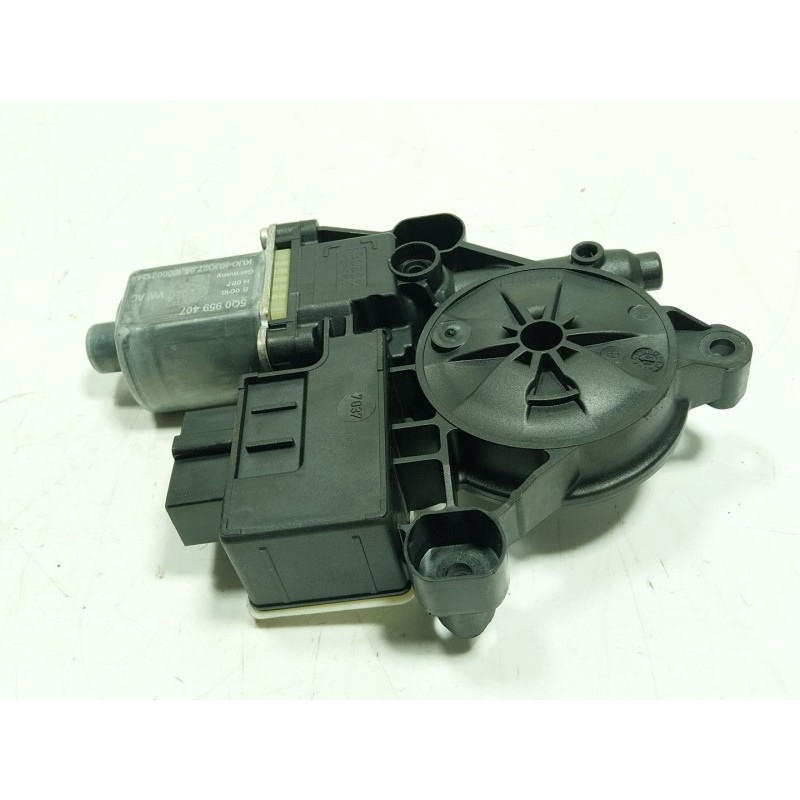 Recambio de motor elevalunas trasero izquierdo para volkswagen polo vi (aw1, bz1, ae1) 1.6 tdi referencia OEM IAM  5Q0959407 