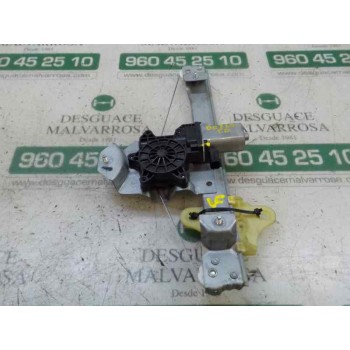 ELEVALUNAS TRASERO DERECHO 