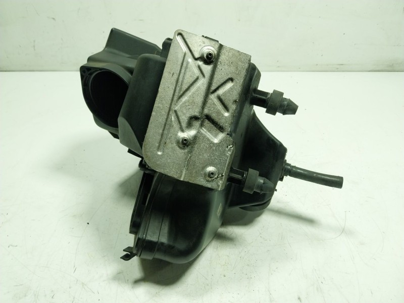 Recambio de filtro aire para audi a4 b8 (8k2) 1.8 tfsi referencia OEM IAM  8R0133835E 