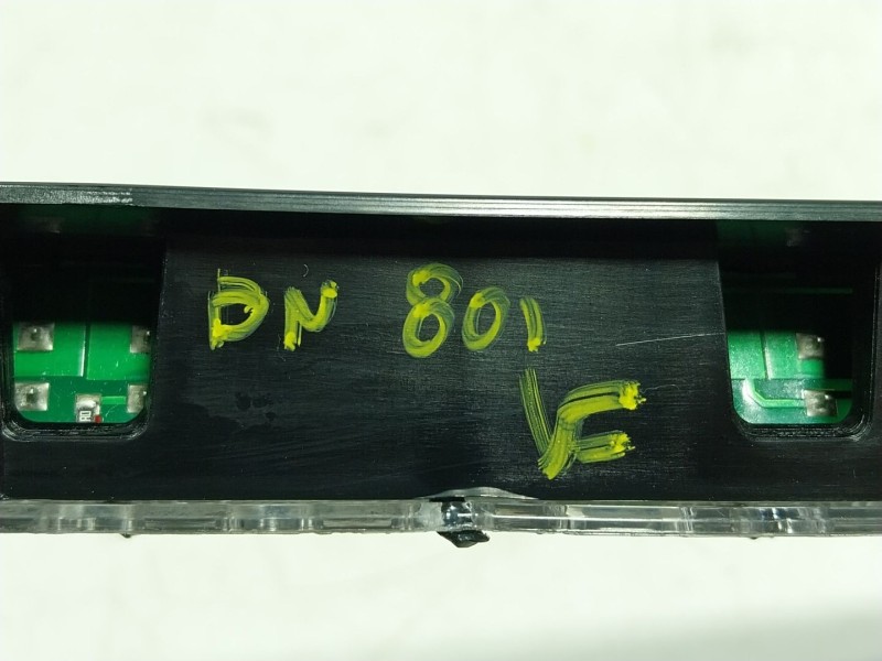 Recambio de piloto trasero central para bmw x6 (e71, e72) m 50 d referencia OEM IAM  7207825 