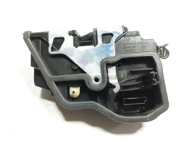 Recambio de cerradura puerta delantera derecha para bmw x6 (e71, e72) m 50 d referencia OEM IAM  7318424 