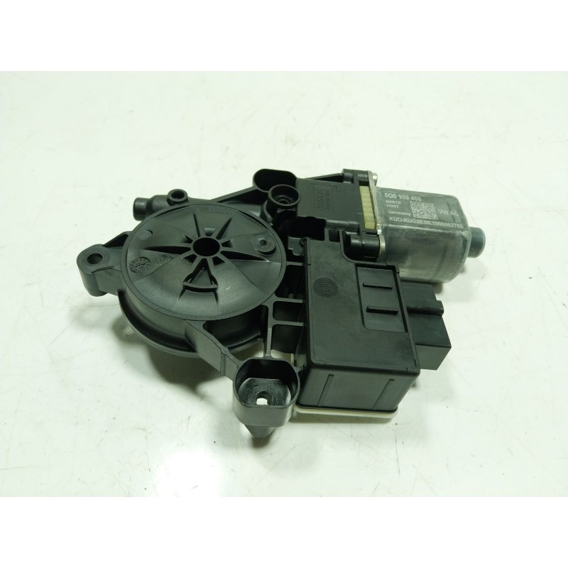 Recambio de motor elevalunas trasero derecho para volkswagen polo vi (aw1, bz1, ae1) 1.6 tdi referencia OEM IAM  5Q0959408 