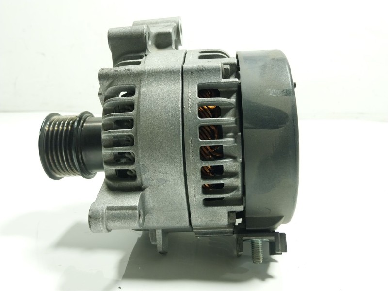 Recambio de alternador para bmw x5 (g05, f95) xdrive 40 i referencia OEM IAM  8634166 
