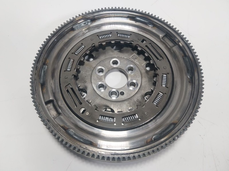 Recambio de volante motor para cupra leon (kl1, ku1) 1.5 etsi referencia OEM IAM   
