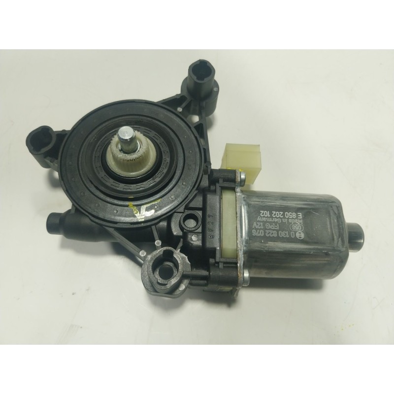 Recambio de motor elevalunas delantero derecho para cupra leon (kl1, ku1) 1.5 etsi referencia OEM IAM  5Q0959802C 