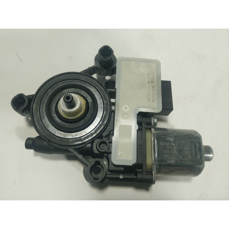 Recambio de motor elevalunas trasero derecho para cupra leon (kl1, ku1) 1.5 etsi referencia OEM IAM  5Q0959408D 