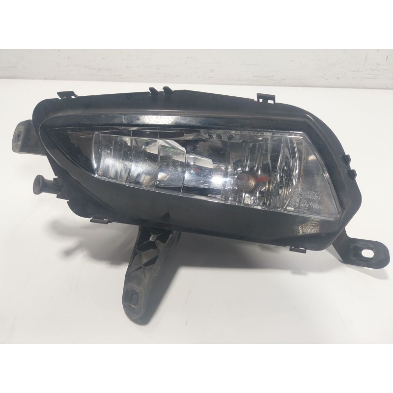 Recambio de faro antiniebla izquierdo para opel astra k (b16) 1.6 cdti (68) referencia OEM IAM  662588537 