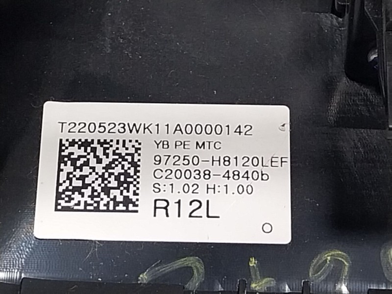 Recambio de mando calefaccion / aire acondicionado para kia stonic (yb) 1.2 cvvt referencia OEM IAM  97250H8120LEF 