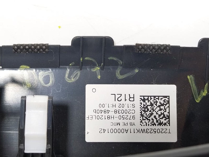 Recambio de mando calefaccion / aire acondicionado para kia stonic (yb) 1.2 cvvt referencia OEM IAM  97250H8120LEF 