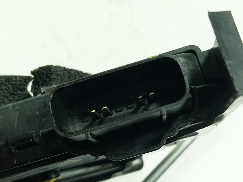 Recambio de cerradura puerta trasera izquierda para kia stonic (yb) 1.2 cvvt referencia OEM IAM  81410H8010 