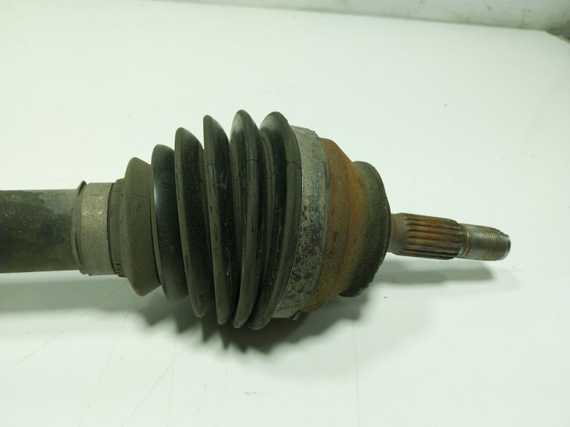 Recambio de transmision derecha para peugeot 2008 i (cu_) 1.2 vti referencia OEM IAM  9677476680 