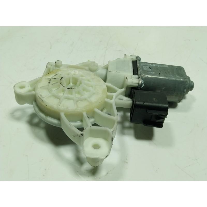 Recambio de motor elevalunas delantero izquierdo para ford fiesta vii (hj, hf) 1.0 ecoboost referencia OEM IAM  A75654110 