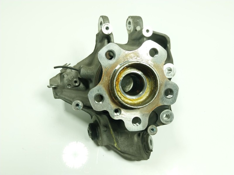 Recambio de mangueta trasera derecha para bmw x5 (g05, f95) xdrive 40 i referencia OEM IAM  687665403 