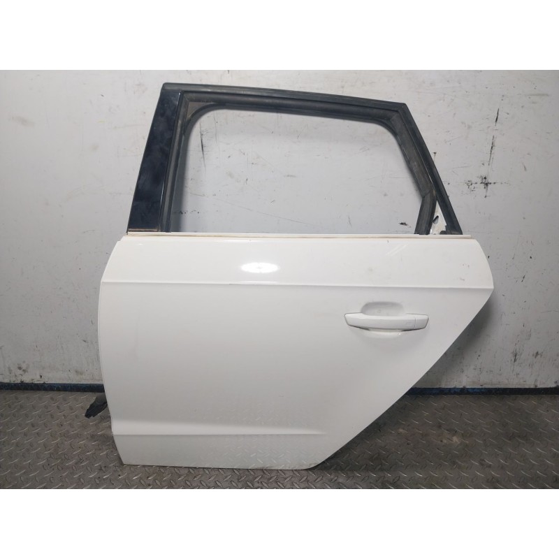 Recambio de puerta trasera izquierda para audi a3 sportback (8va, 8vf) 2.0 tdi referencia OEM IAM   