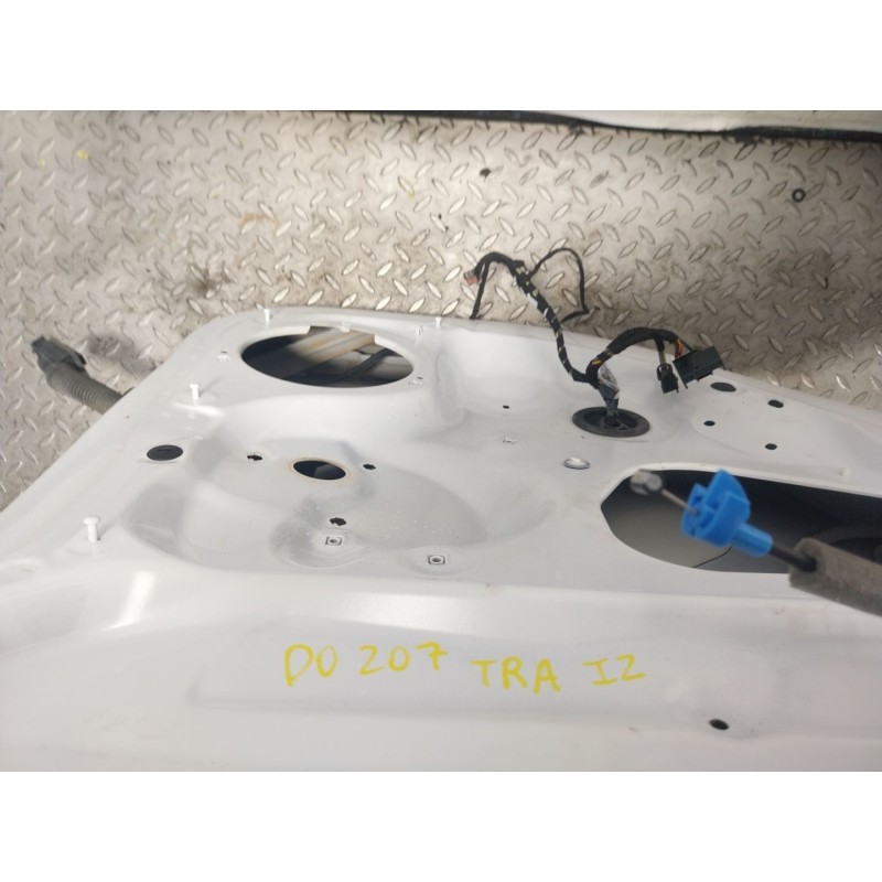 Recambio de puerta trasera izquierda para audi a3 sportback (8va, 8vf) 2.0 tdi referencia OEM IAM   