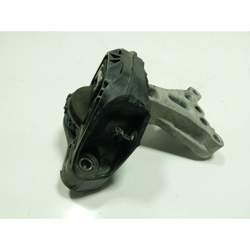 Recambio de soporte motor derecho para peugeot 2008 i (cu_) 1.2 vti referencia OEM IAM  9676780580 