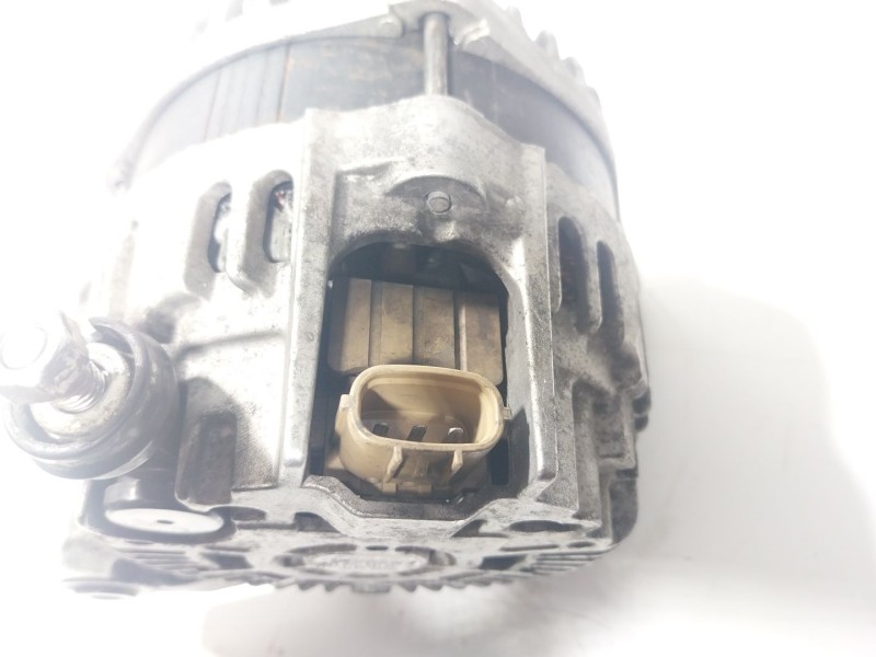 Recambio de alternador para subaru legacy v station wagon (br) 2.0 d awd referencia OEM IAM  23700AA731 