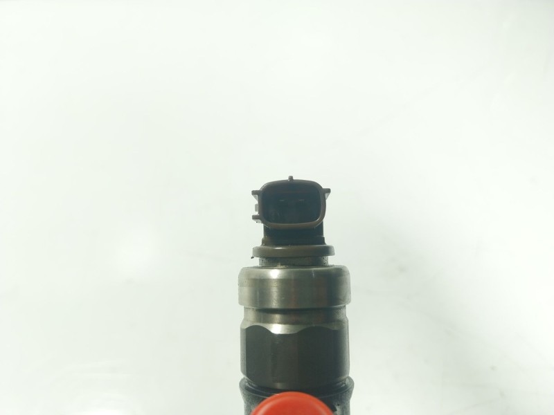 Recambio de inyector para subaru legacy v station wagon (br) 2.0 d awd referencia OEM IAM  16613AA030 